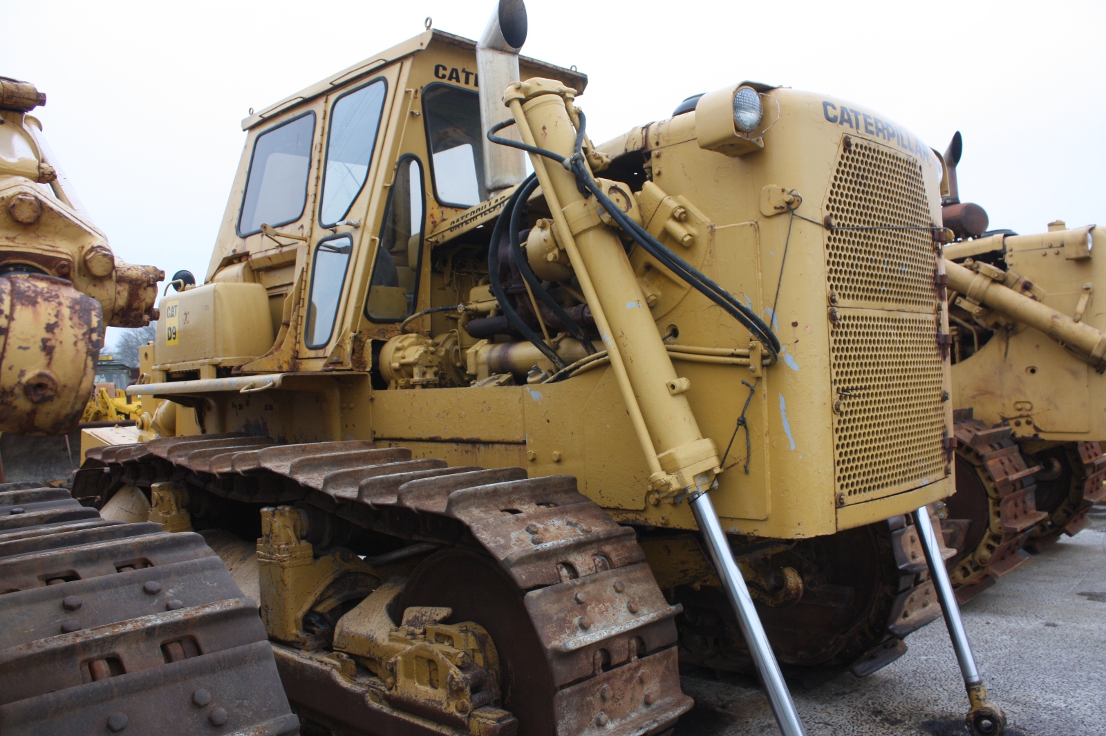 Caterpillar D9g 1970 Dozer Van Dijk Heavy Equipment