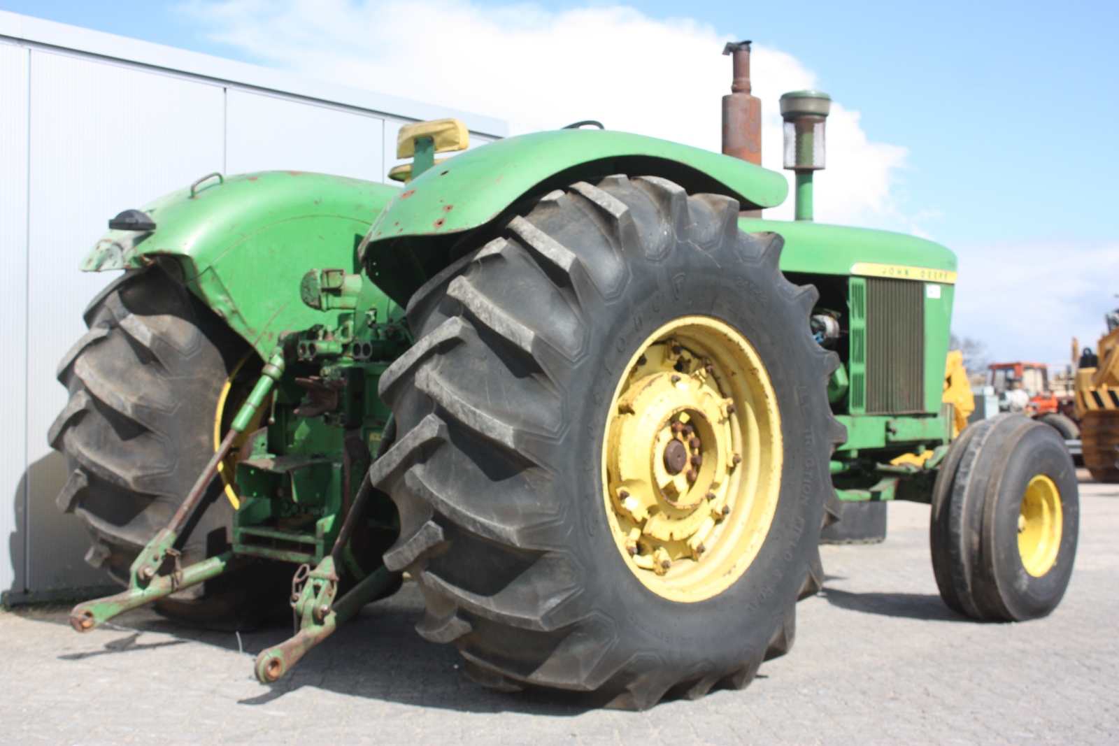 John Deere 5020 1966 Van Dijk Heavy Equipment 2396