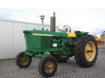 JOHN DEERE 3020 1967 Vintage tractorVan Dijk Heavy Equipment