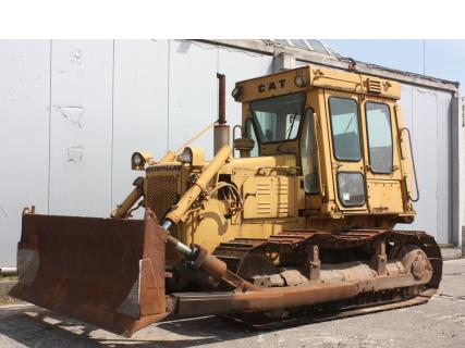 CATERPILLAR D5B 1982 DozerVan Dijk Heavy Equipment