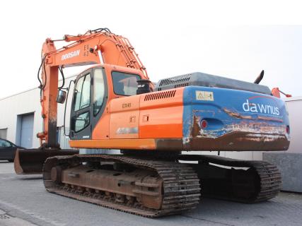 DOOSAN DX300LC 2008 Excavator tracksVan Dijk Heavy Equipment