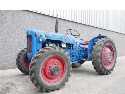 FORD DEXTA 4WD 1959 Vintage tractorVan Dijk Heavy Equipment