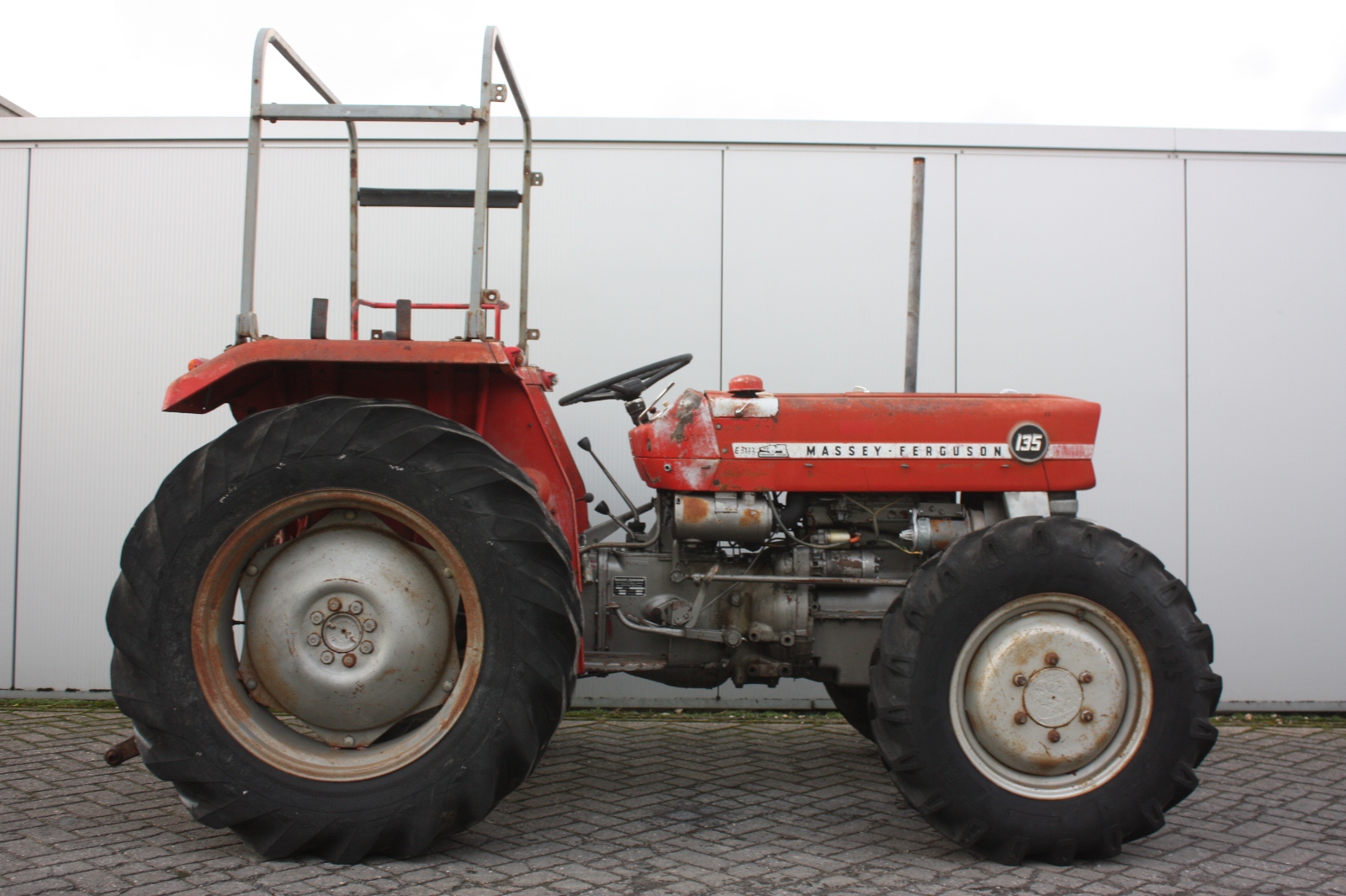 MASSEY FERGUSON 135 4WD 1972 Agricultural tractor | Van Dijk Heavy ...