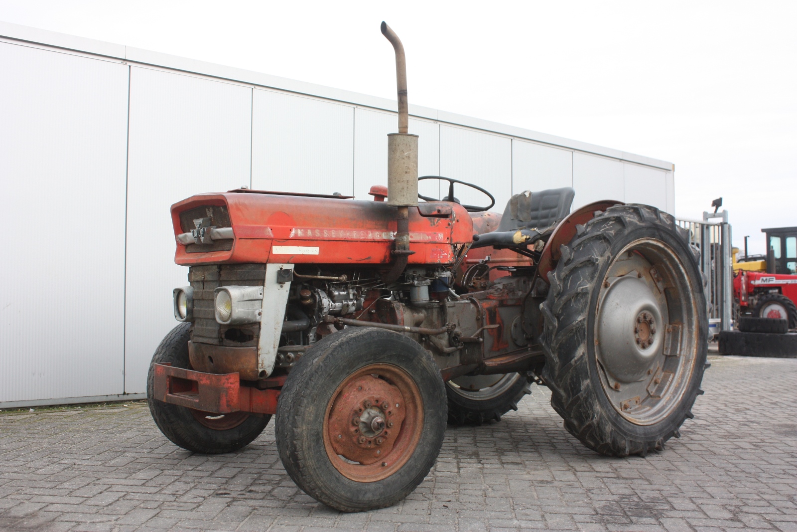 MASSEY FERGUSON 140V 1966 Vineyard tractor | Van Dijk Heavy Equipment